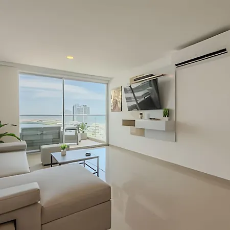 Apartment Modern 3br Apartment, Sea View And Historic Center