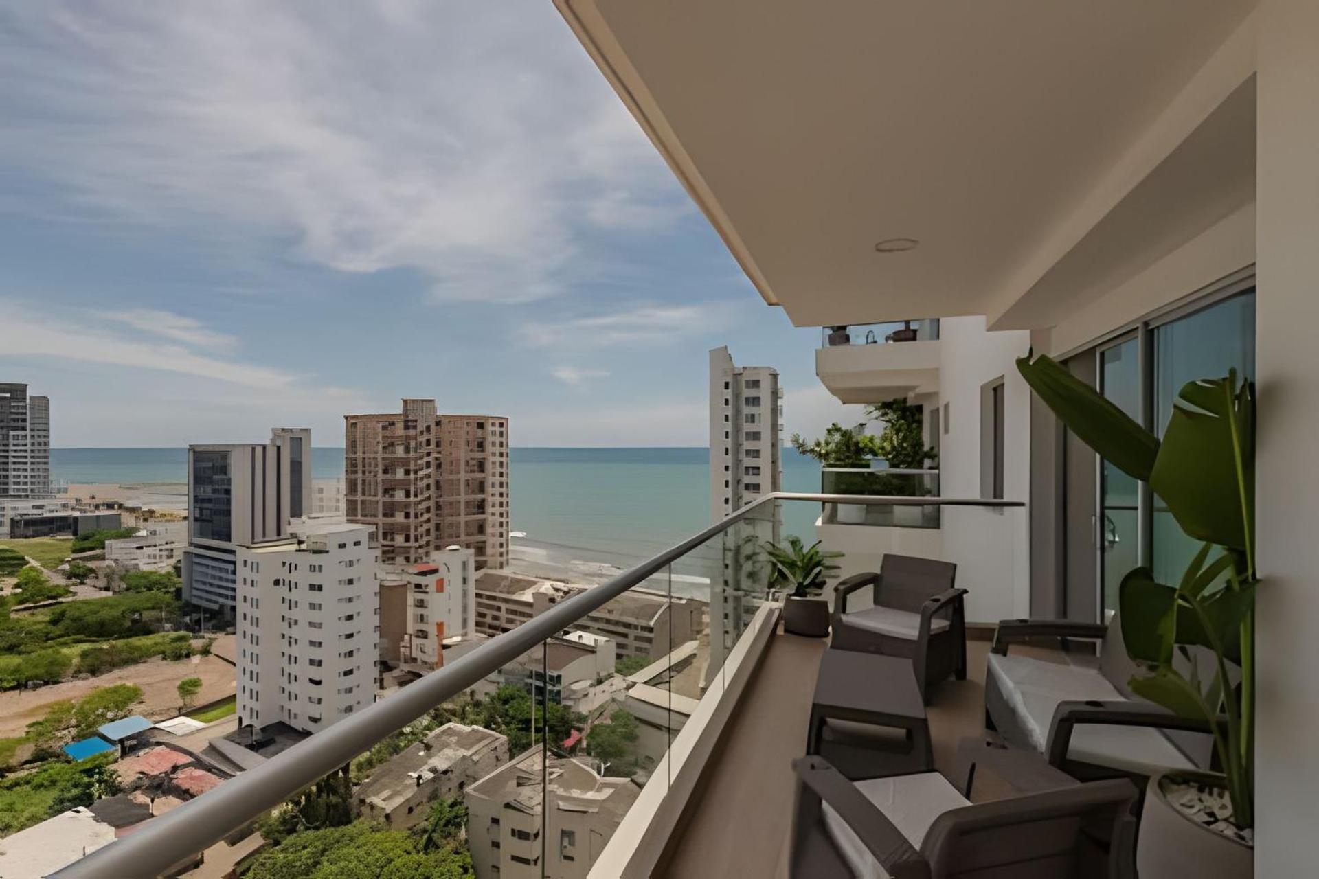 Modern 3br Apartment, Sea View And Historic Center *